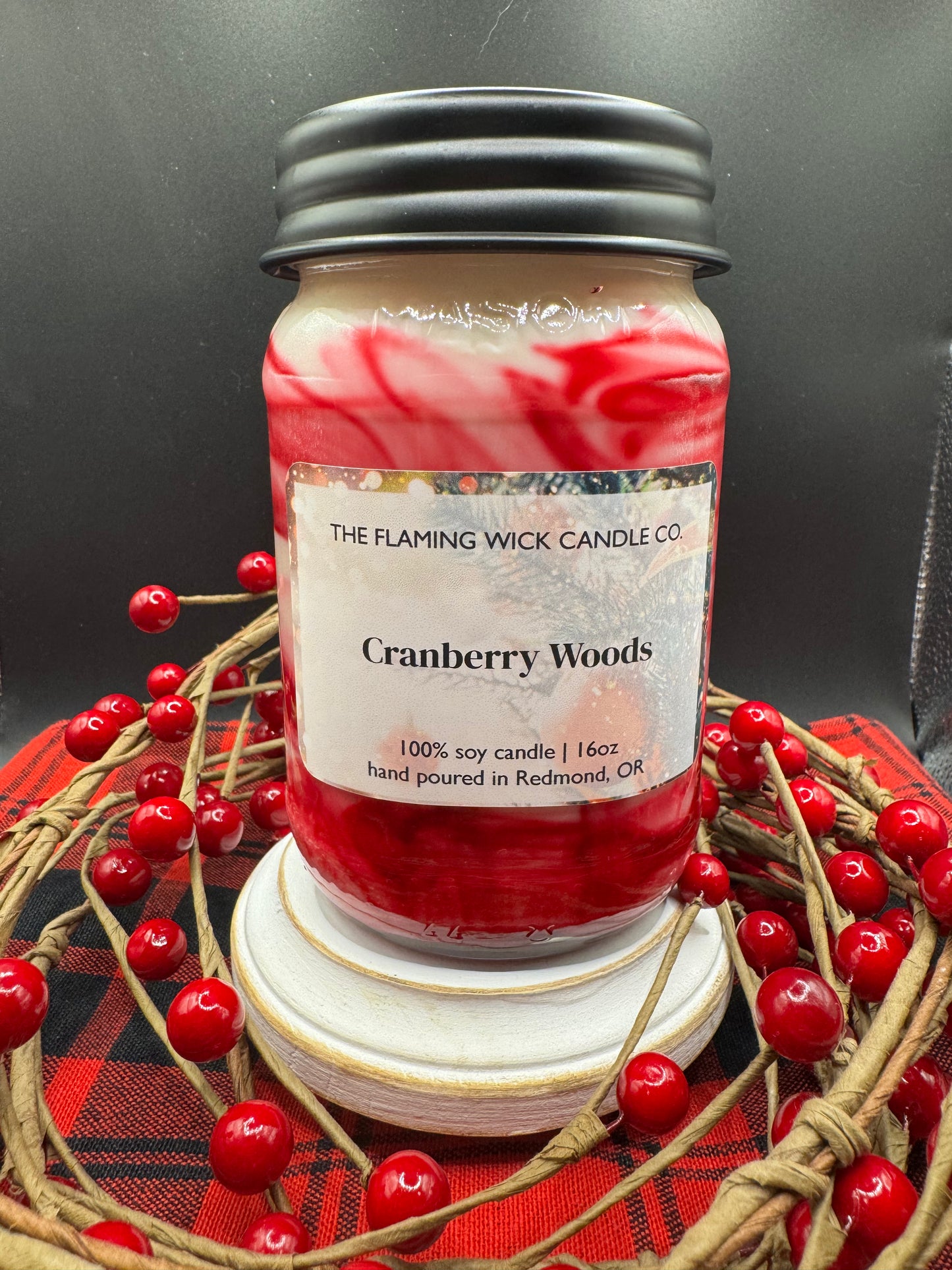 Holiday 16oz Marbled Candle